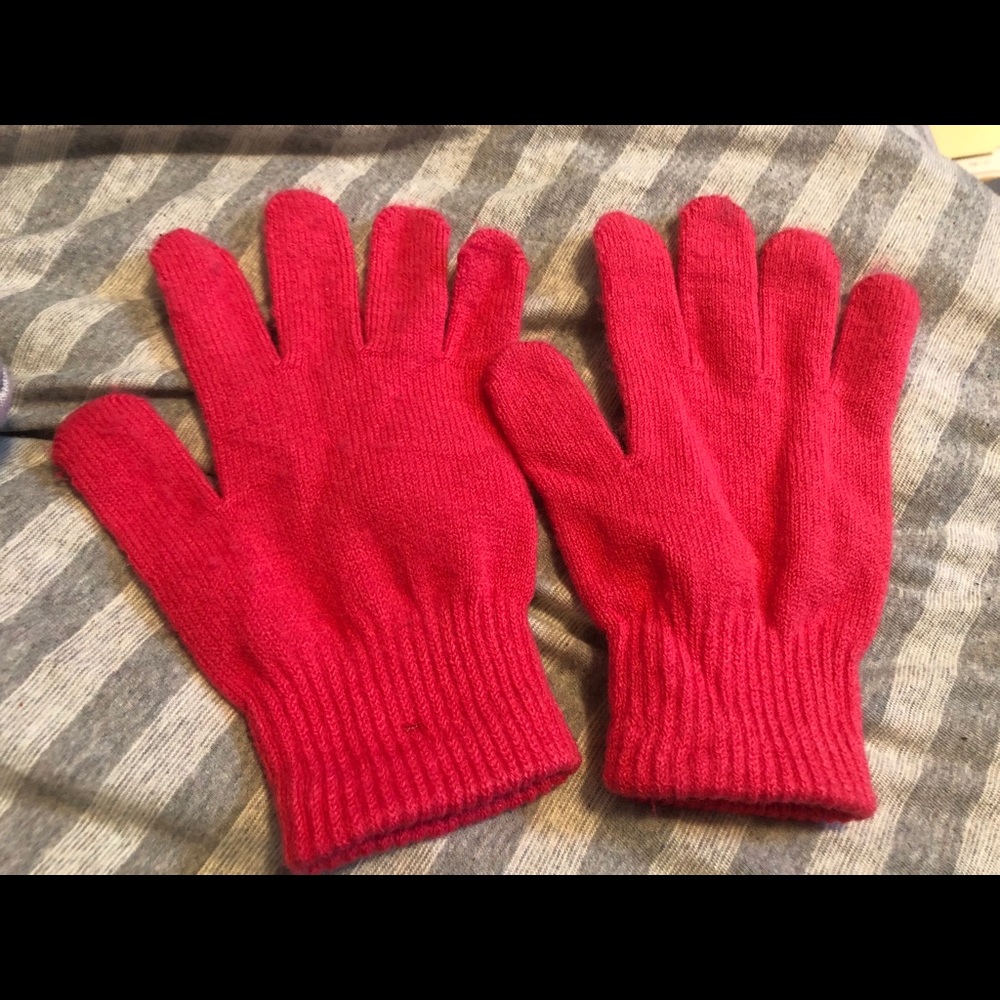 Gloves